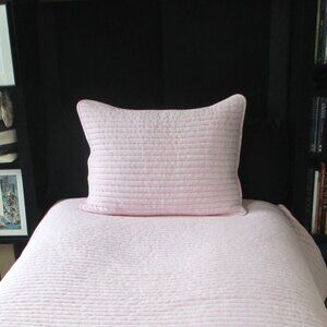 MAX STUDIO TWIN COMFORTER & SHAM